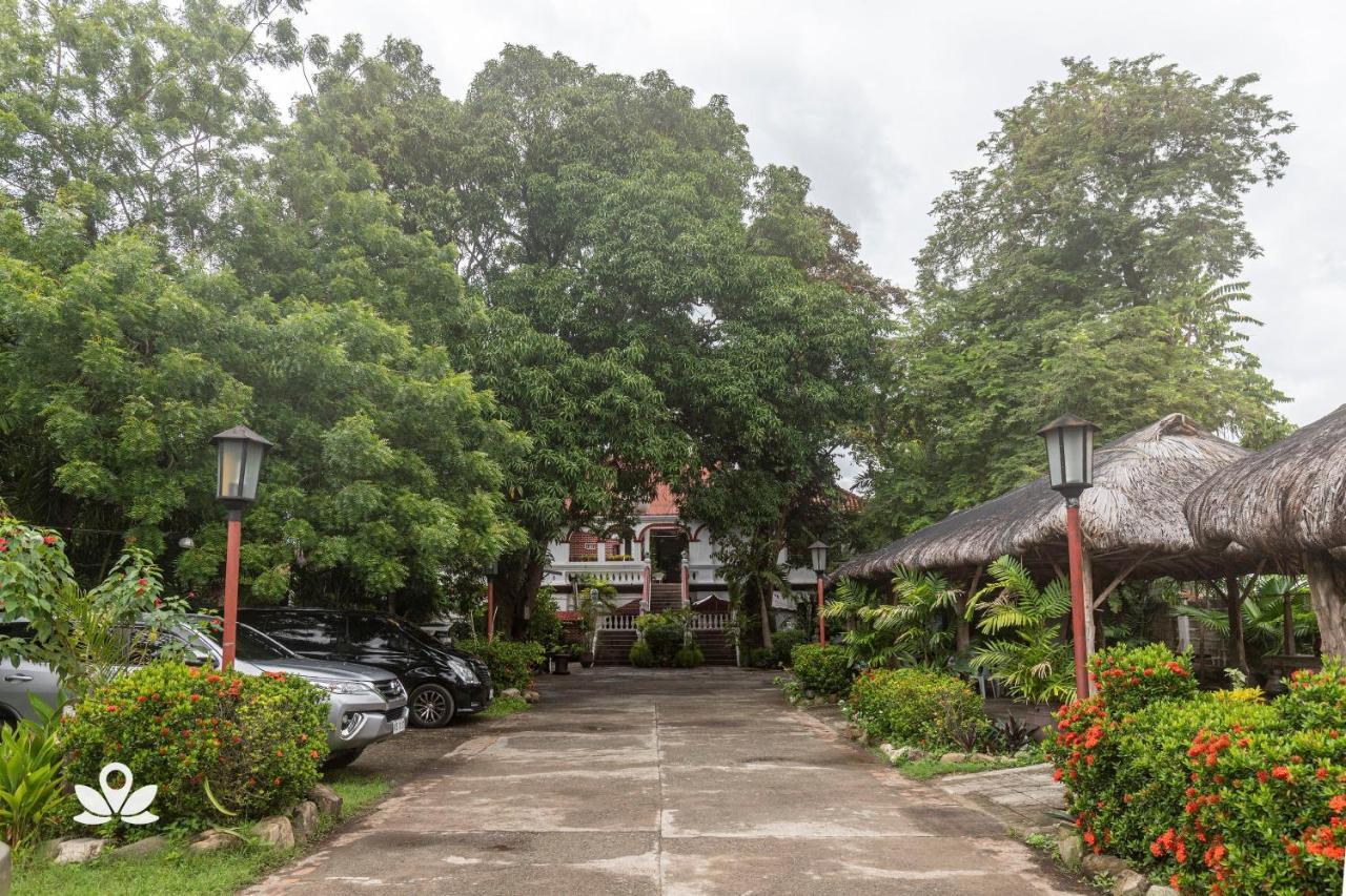 Villa Angela Heritage House Vigan Exterior photo